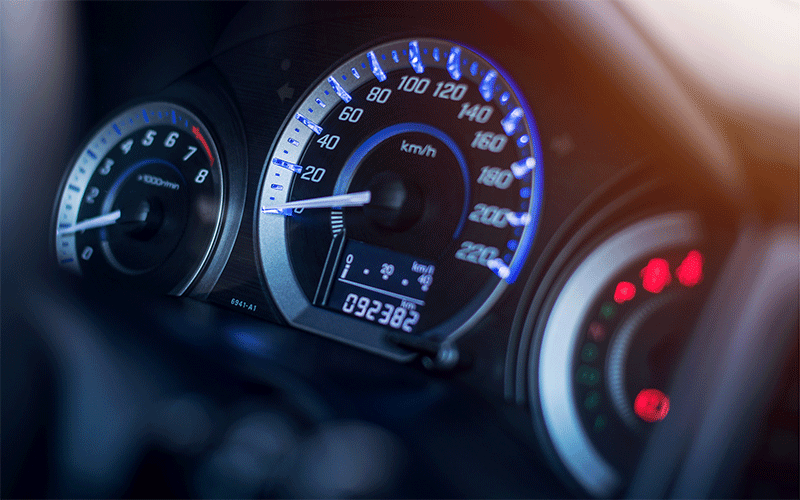 カーリースの車の走行距離