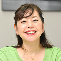 モータージャーナリスト 竹岡 圭(たけおか・けい)